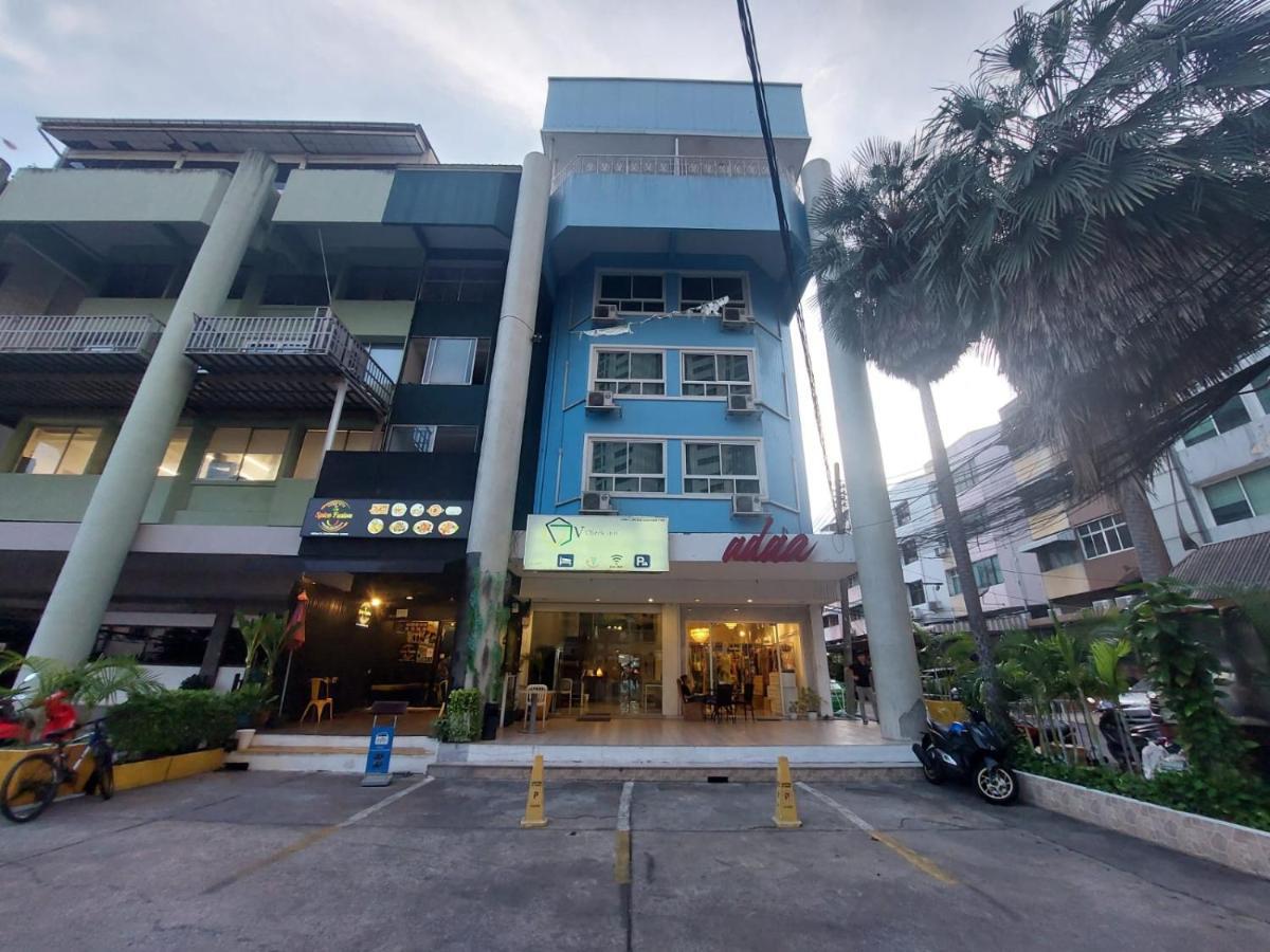 V Check Inn Sukhumvit 22 Bangkok Exteriör bild